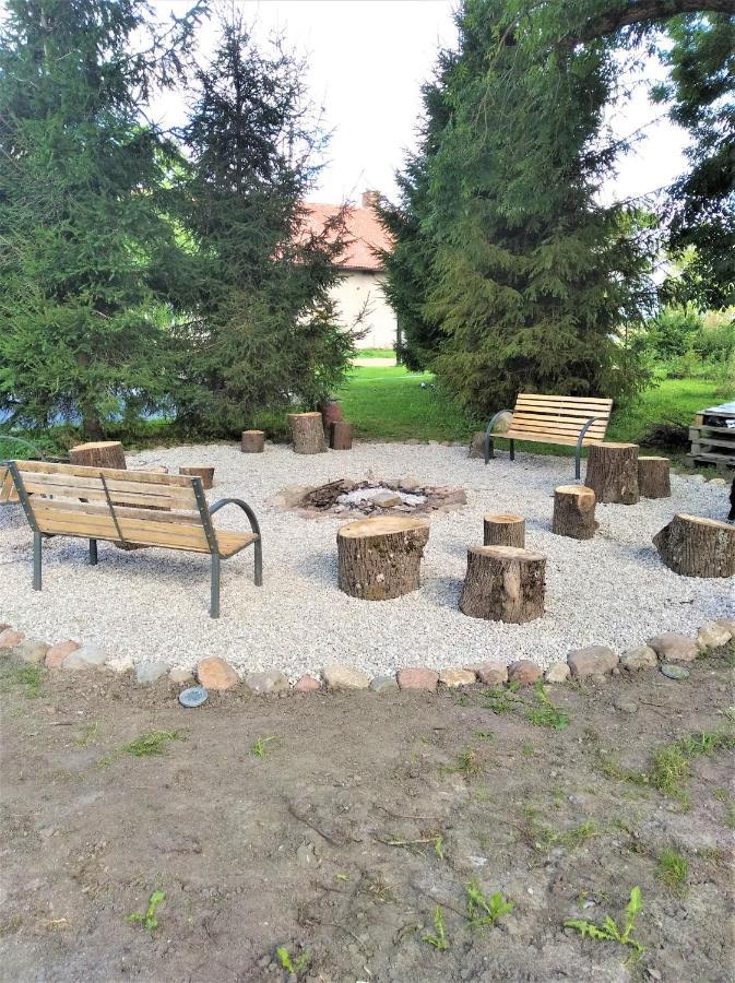 Stara Szkolas7 Noclegi,Mzajezierze 8 14-330 Mazury Małdyty Kültér fotó